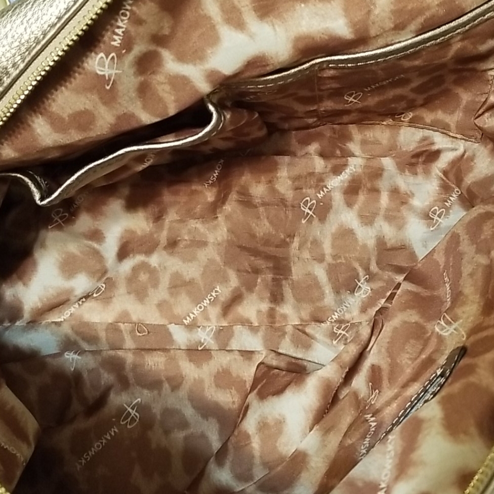 B. Makowsky gold purse. - Picture 6 of 15